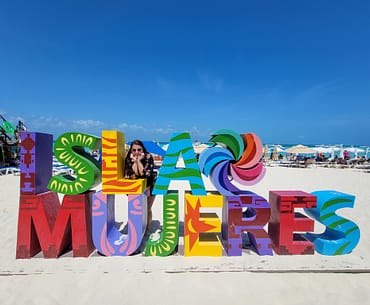 Isla Mujeres Sign