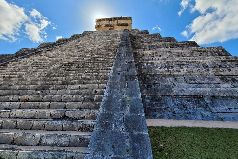 view of El Castillo Pyramid, chichen itza photos